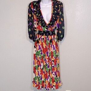 VNTG 80’s Indigo Lite Elegant Multicolor Long Sleeve Pleated Dress
